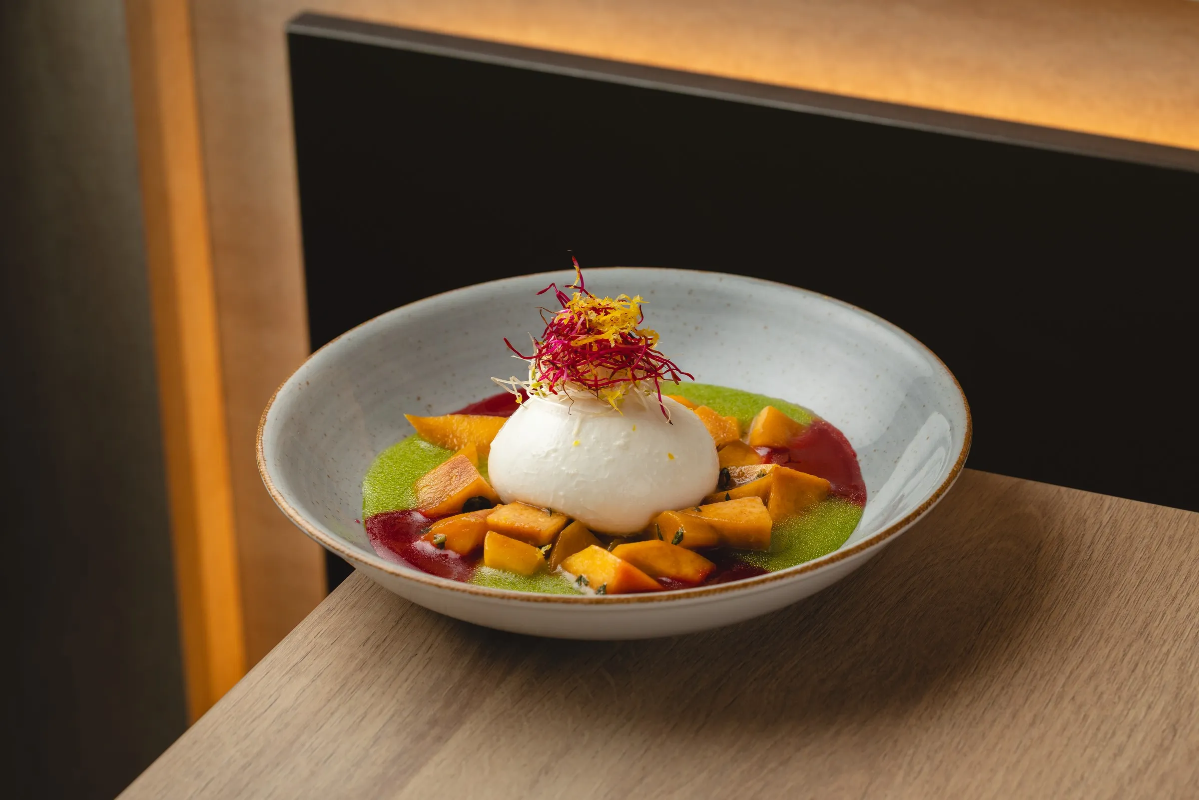 Burrata & Pfirsich