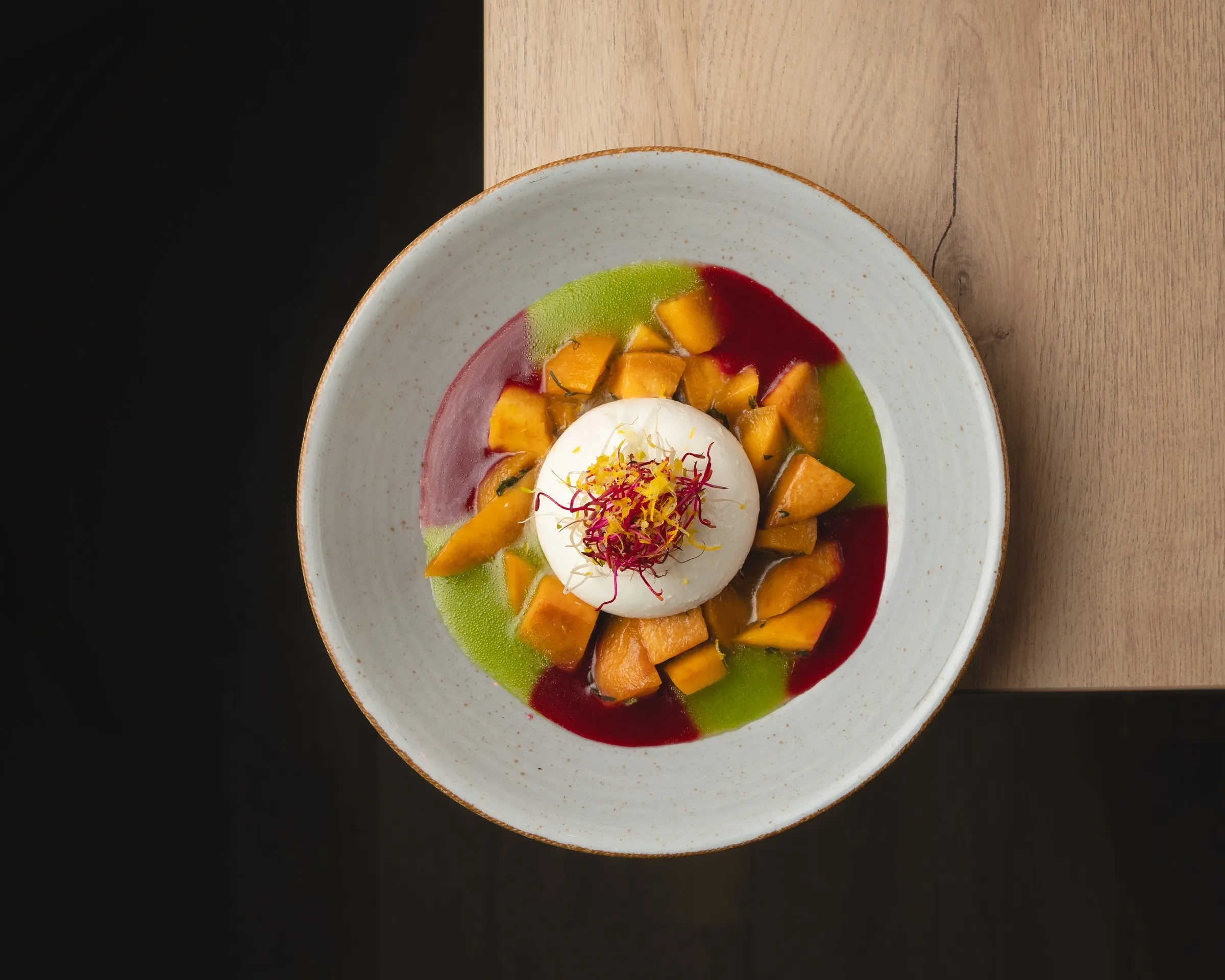 Burrata & Pfirsich
